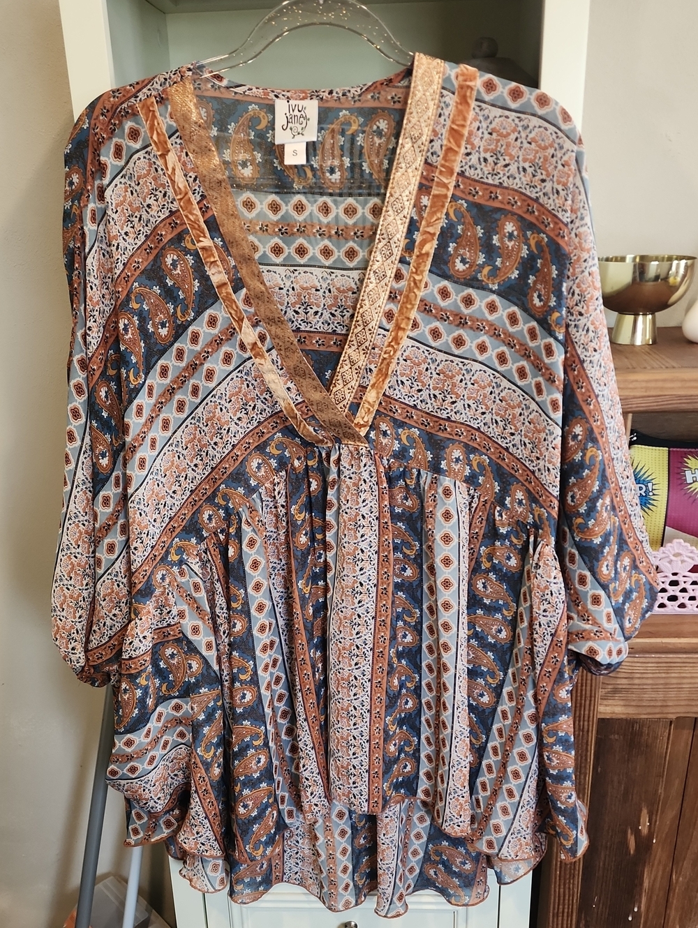 ivy jane Paisley Print V-Neck Tunic in Blue & Rust